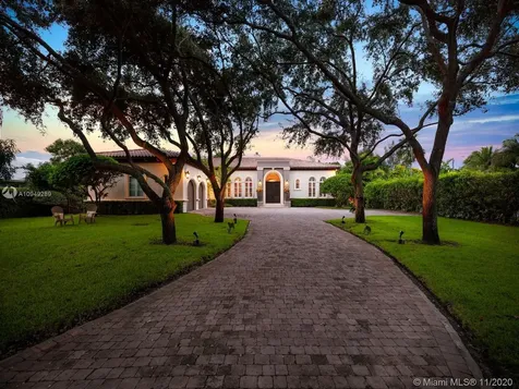 8125 SW 64th Street Miami FL 33143