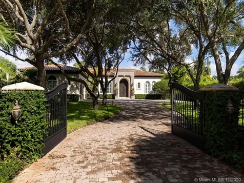 8125 SW 64th Street Miami FL 33143