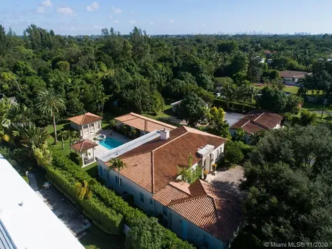 8125 SW 64th Street Miami FL 33143