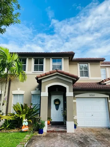 16561 SW 48th Terrace Miami FL 33185