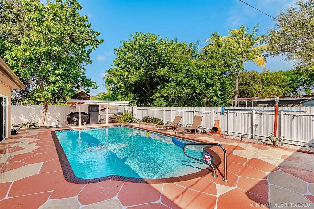 4717 Adams Street Hollywood FL 33021