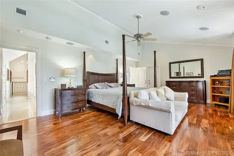 351 Los Pinos Place Coral Gables FL 33143