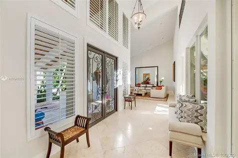 351 Los Pinos Place Coral Gables FL 33143