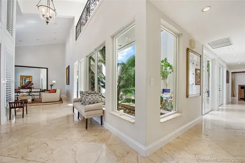 351 Los Pinos Place Coral Gables FL 33143