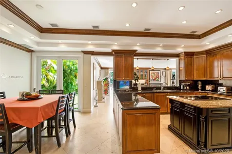 351 Los Pinos Place Coral Gables FL 33143
