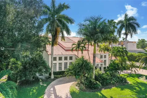 351 Los Pinos Place Coral Gables FL 33143
