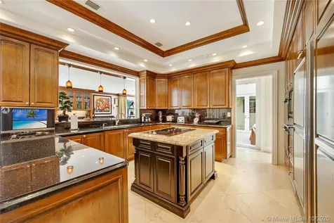 351 Los Pinos Place Coral Gables FL 33143