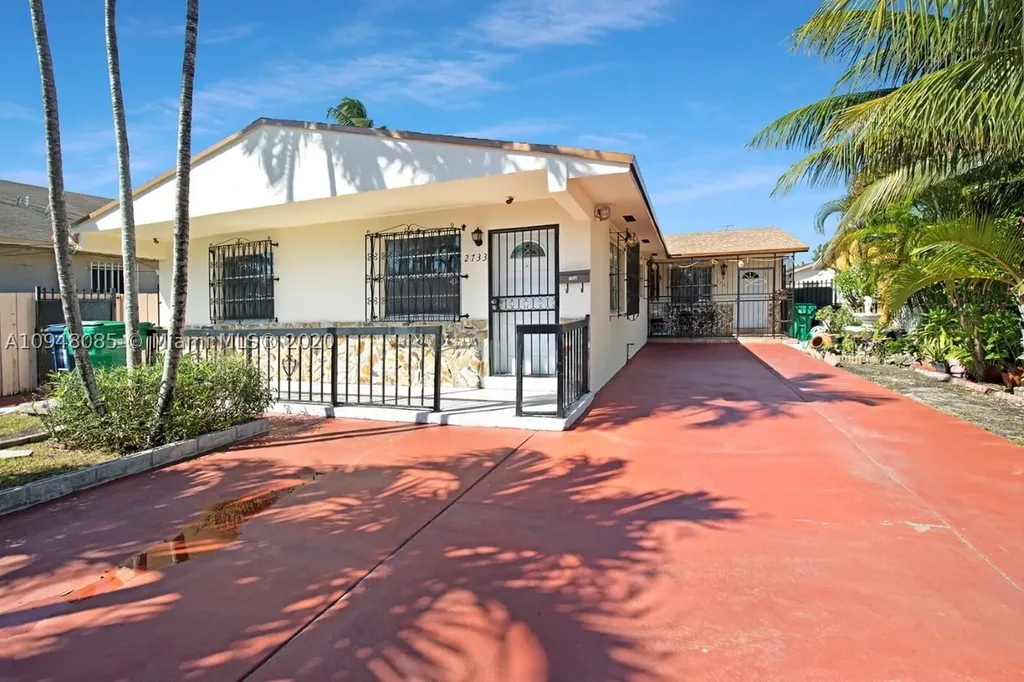 2731 NW 28th Street Miami FL 33142