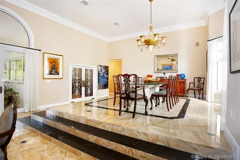 12100 SW 60 Court Pinecrest FL 33156