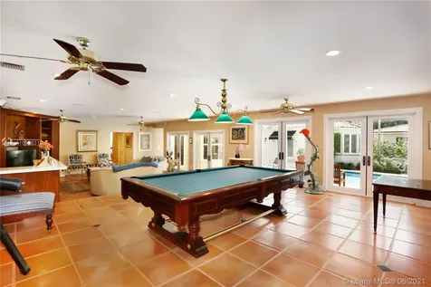 12100 SW 60 Court Pinecrest FL 33156