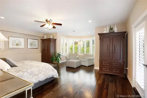 12100 SW 60 Court Pinecrest FL 33156