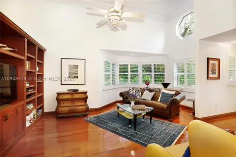 12100 SW 60 Court Pinecrest FL 33156