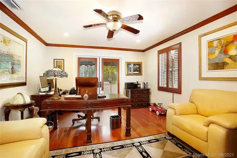 12100 SW 60 Court Pinecrest FL 33156