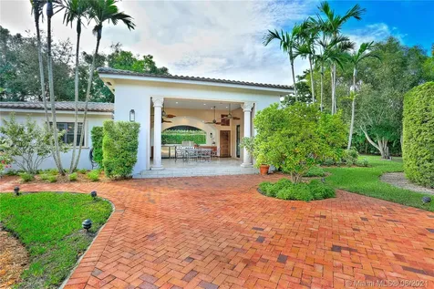 12100 SW 60 Court Pinecrest FL 33156