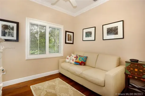 12100 SW 60 Court Pinecrest FL 33156