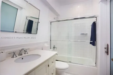 12100 SW 60 Court Pinecrest FL 33156