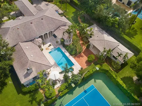 12100 SW 60 Court Pinecrest FL 33156