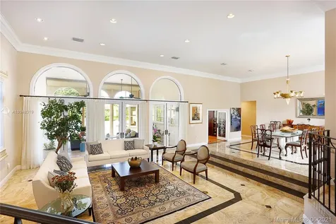 12100 SW 60 Court Pinecrest FL 33156