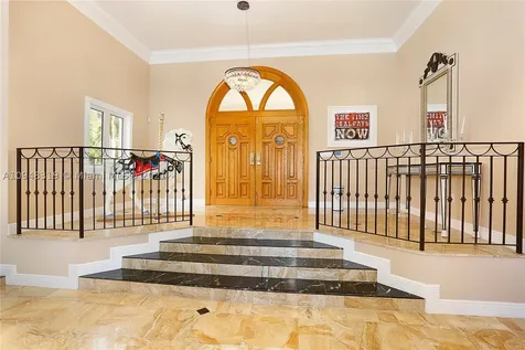 12100 SW 60 Court Pinecrest FL 33156