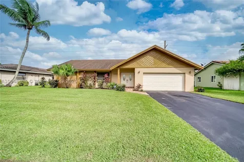 1060 NW 76th Avenue Plantation FL 33322