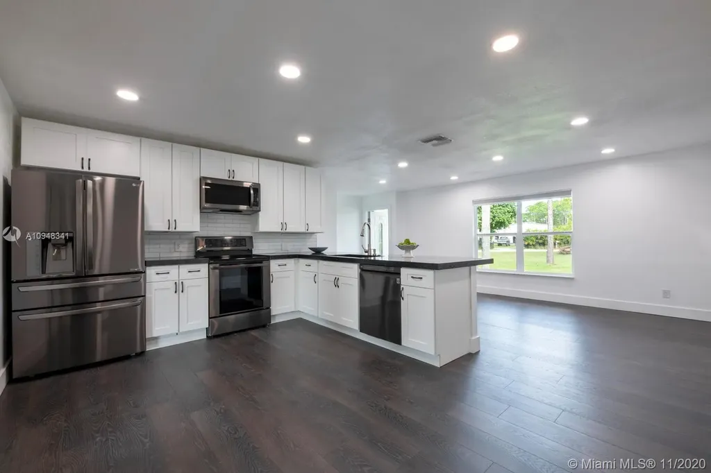 13792 52nd Court N West Palm Beach FL 33411
