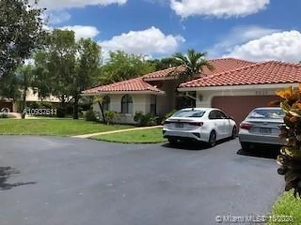 5033 NW 99th Terrace Coral Springs FL 33076