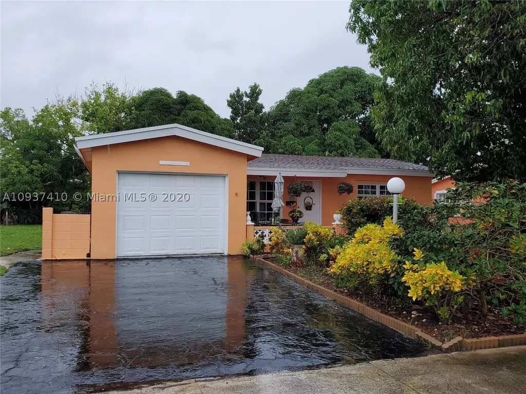 3940 NW 46th Terrace Lauderdale Lakes FL 33319
