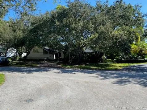16505 SW 74th Court Palmetto Bay FL 33157