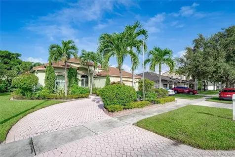 1551 SW 52nd Way Plantation FL 33317
