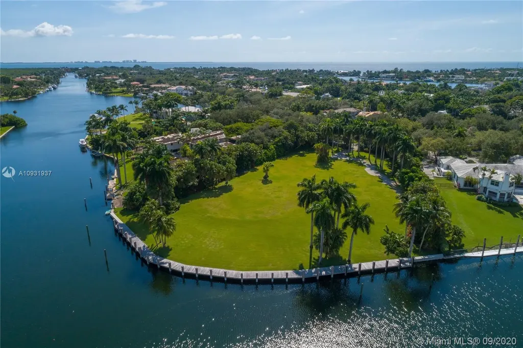 625 Leucadendra Drive Coral Gables FL 33156