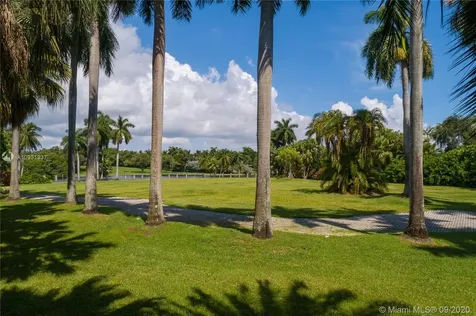 625 Leucadendra Drive Coral Gables FL 33156