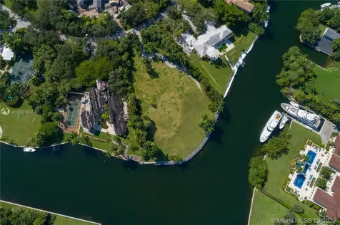 625 Leucadendra Drive Coral Gables FL 33156