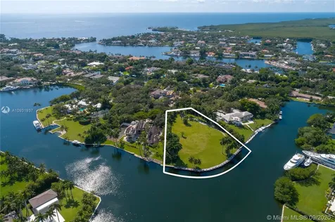 625 Leucadendra Drive Coral Gables FL 33156