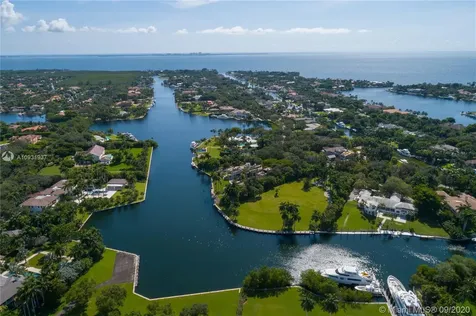 625 Leucadendra Drive Coral Gables FL 33156