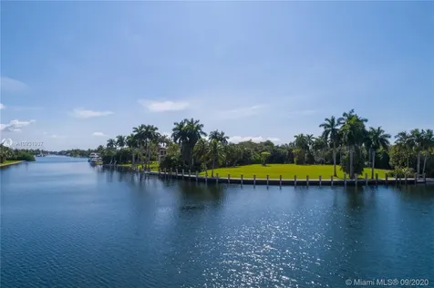 625 Leucadendra Drive Coral Gables FL 33156