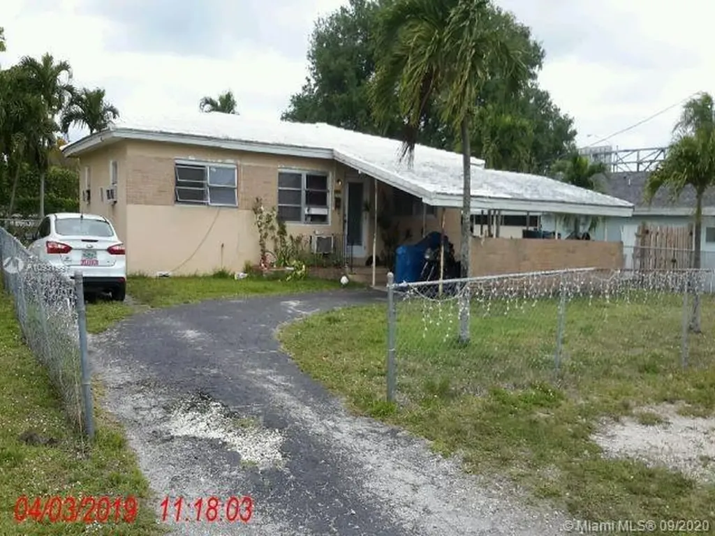 6541 Pines Parkway Hollywood FL 33023