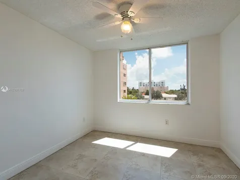 7601 Dickens Avenue Miami Beach FL 33141