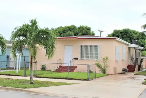 582 E 15th Street Hialeah FL 33010