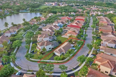 817 San Remo Drive Weston FL 33326