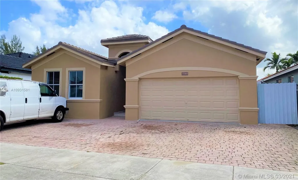 1141 NW 135th Court Miami FL 33182