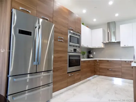 718 Valencia Avenue Coral Gables FL 33134