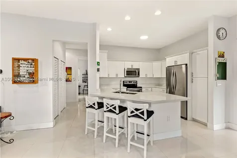 6528 SW 27th Street Miami FL 33155