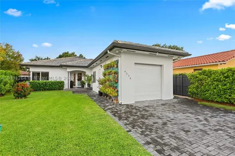 6528 SW 27th Street Miami FL 33155