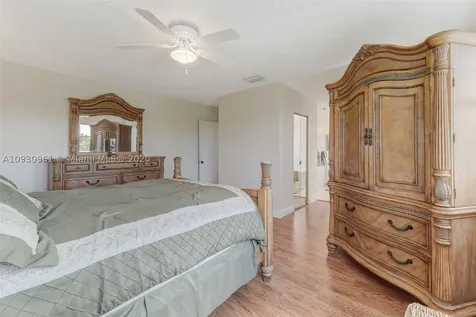 1195 Cedar Falls Drive Weston FL 33327