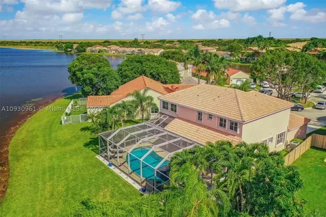 1195 Cedar Falls Drive Weston FL 33327