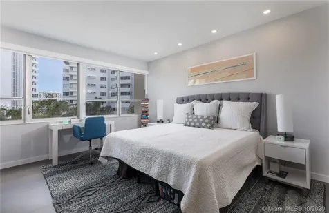 11 Island Avenue Miami Beach FL 33139