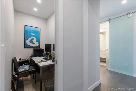 11 Island Avenue Miami Beach FL 33139