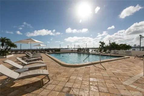 11 Island Avenue Miami Beach FL 33139