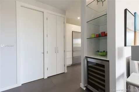 11 Island Avenue Miami Beach FL 33139