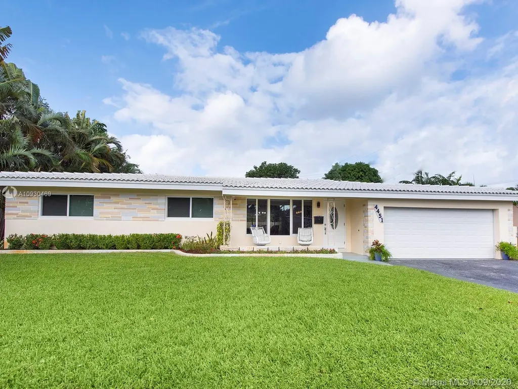 4451 NE 17th Terrace Oakland Park FL 33334